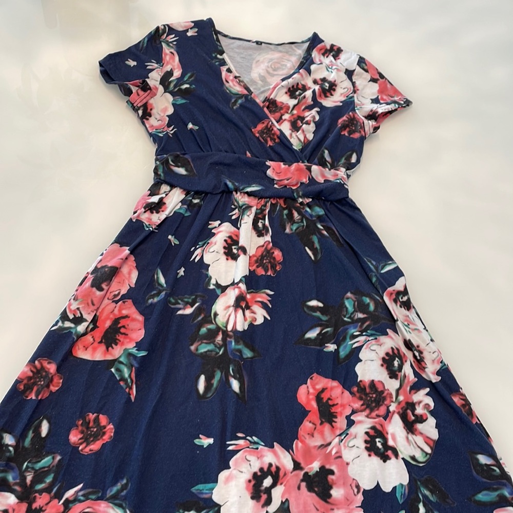 Floral dress size medium